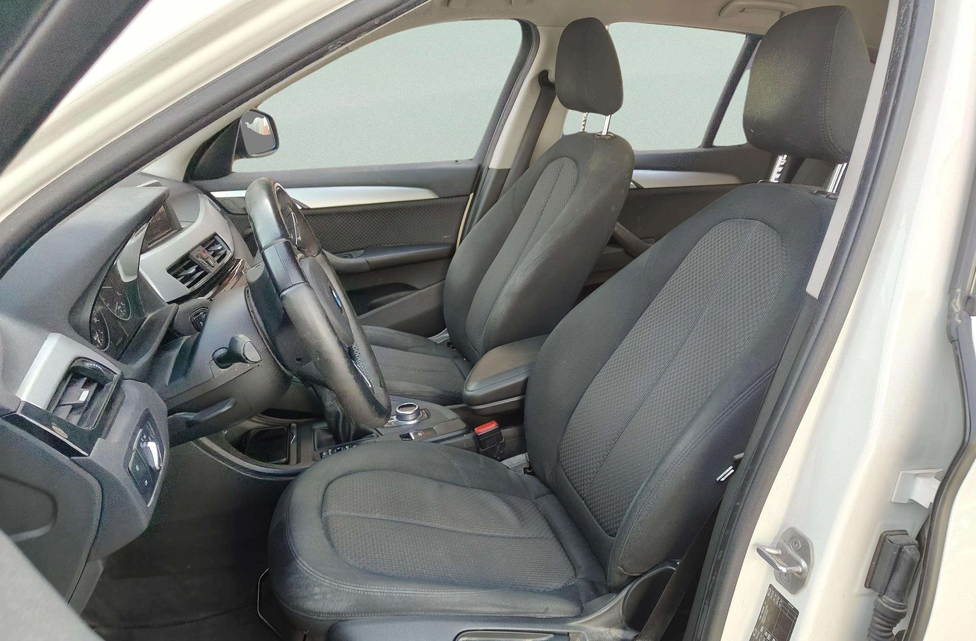 BMW X1 sDrive18d - foto 10