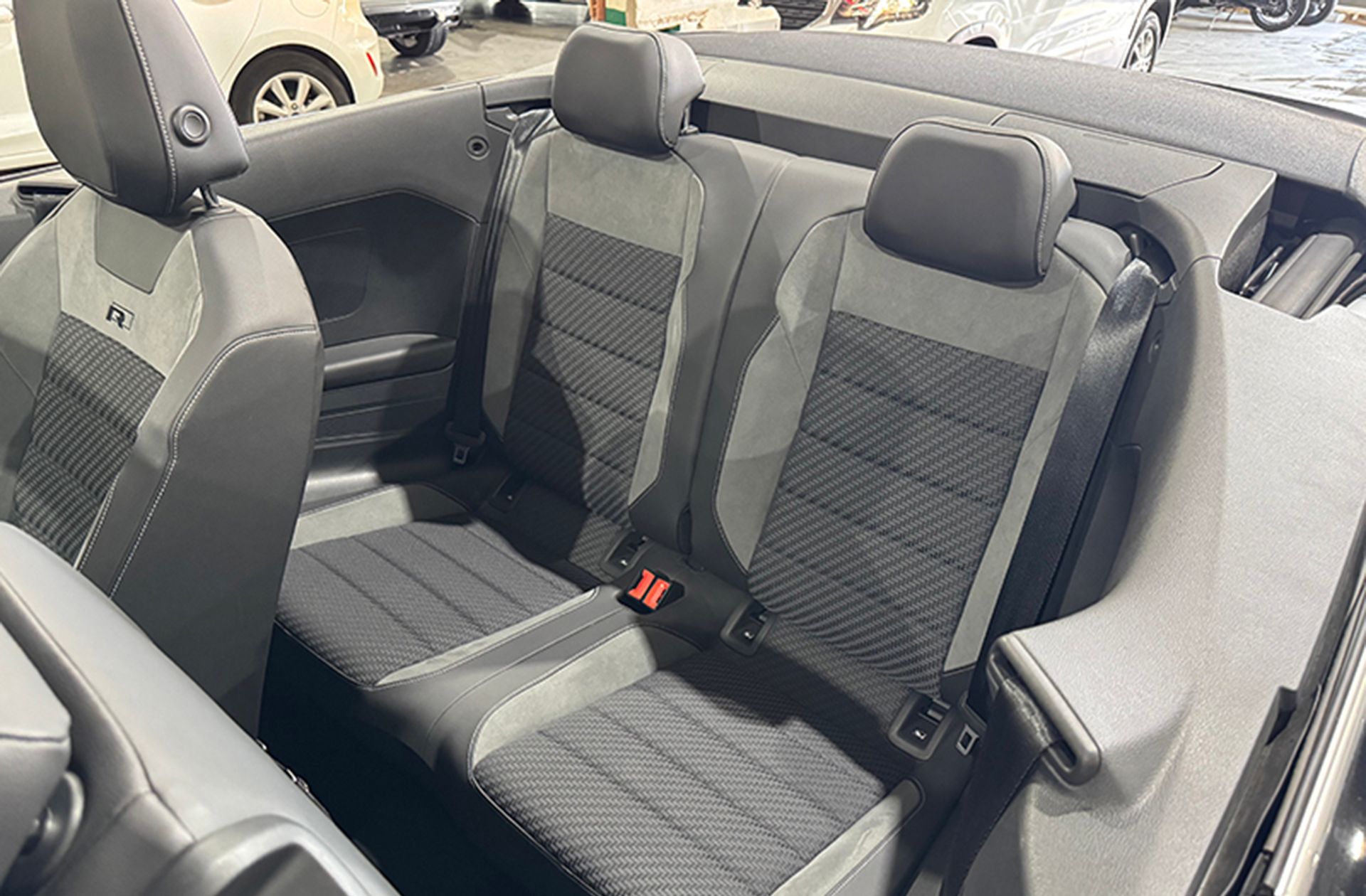 Volkswagen T-Roc Cabrio R-Line 1.5 TSI - foto 15