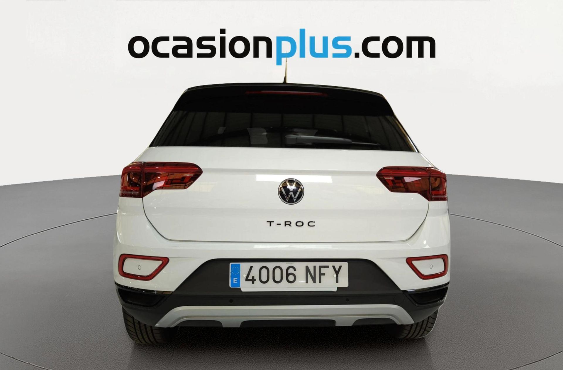 Volkswagen T-Roc Dark Line 1.5 TSI DSG - foto 16