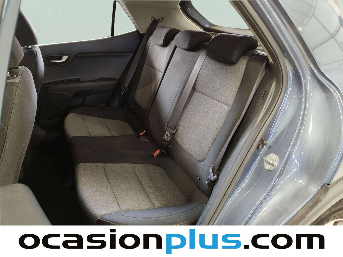 Foto asientos traseros KIA Stonic KIA Stonic 1.0 T-GDi Drive (100 CV)