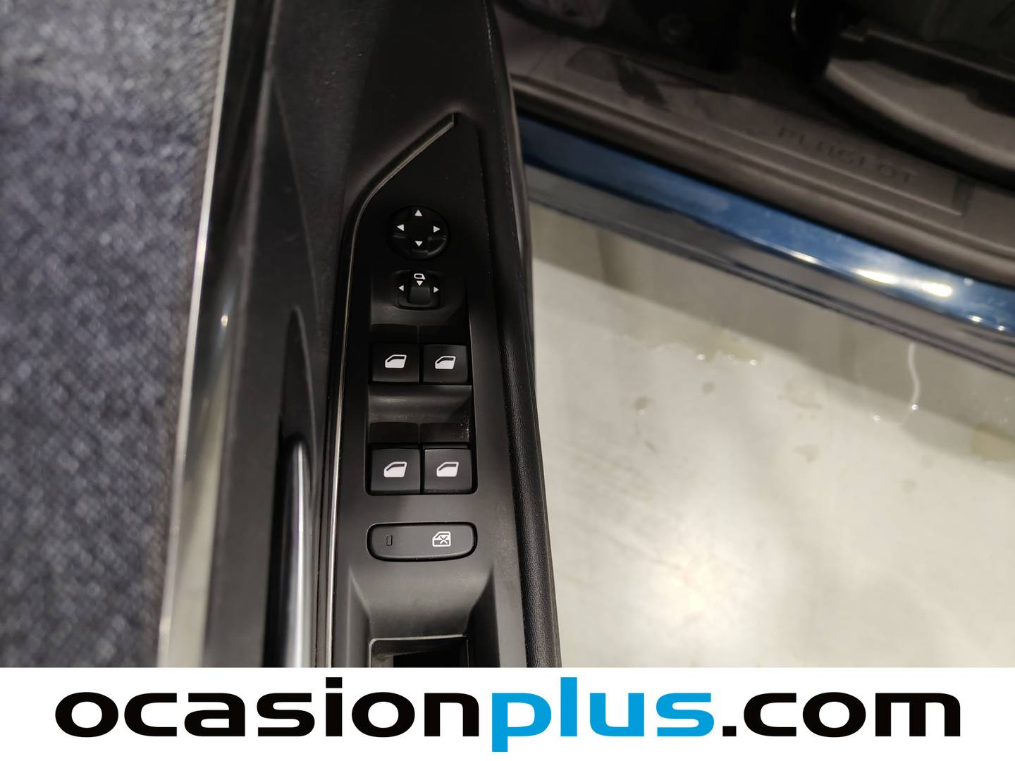 Foto Peugeot 3008 Peugeot 3008 PureTech 130 S&S Allure Pack EAT8 (130 CV)