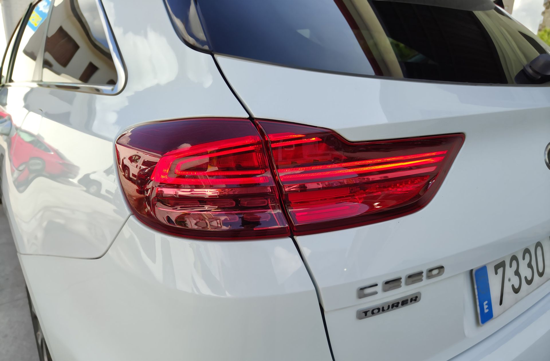 Kia Ceed 1.4 T-GDi Eco-Dynamics GT Line - foto 31