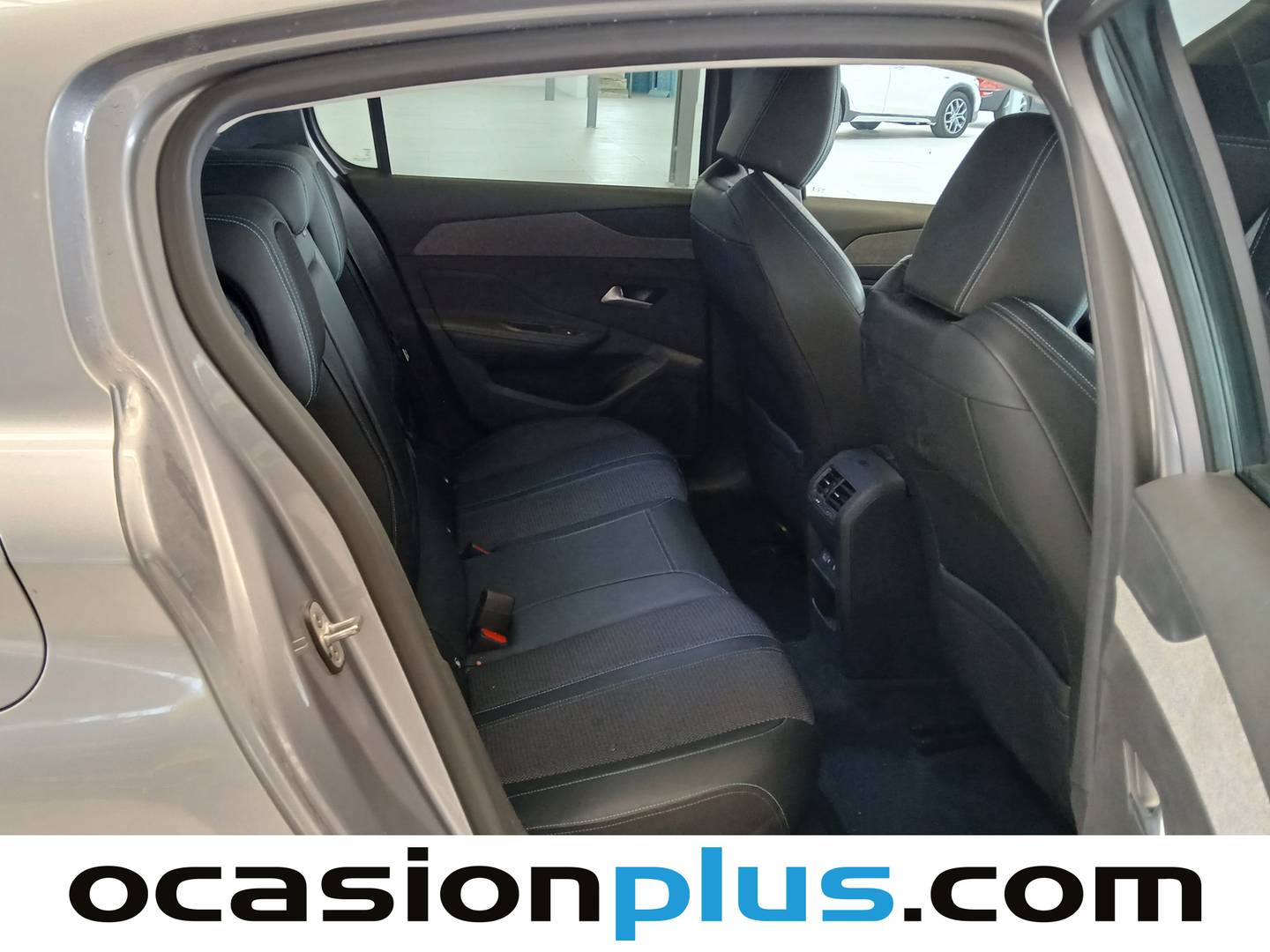 Foto Peugeot 308 Peugeot 308 PureTech 130 S&S Allure Pack EAT8 (130 CV)