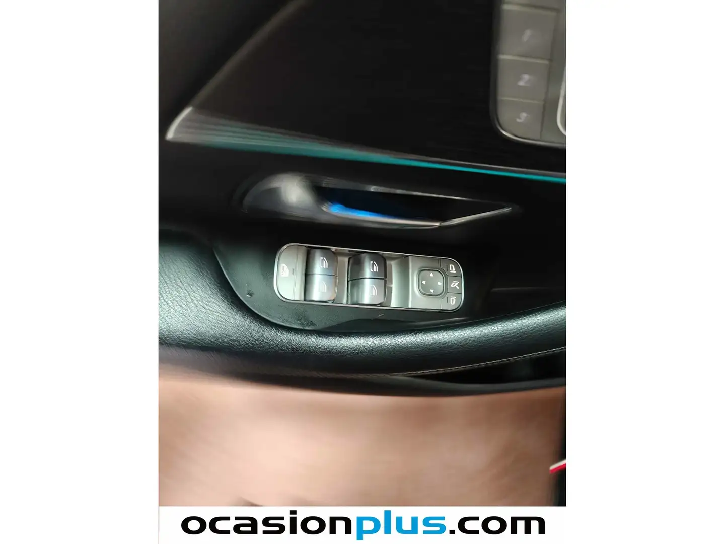 Foto Mercedes GLE Mercedes-Benz GLE 400 d 4Matic  (330 CV)