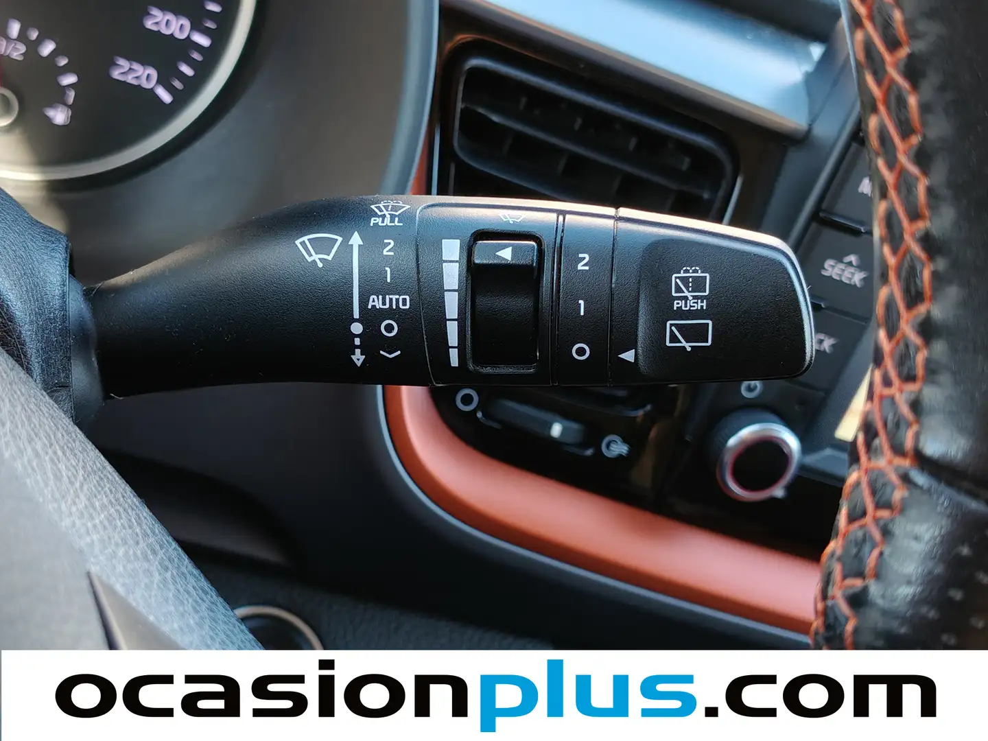 Foto KIA Stonic Kia Stonic 1.0 T-GDi Drive DCT (120 CV)