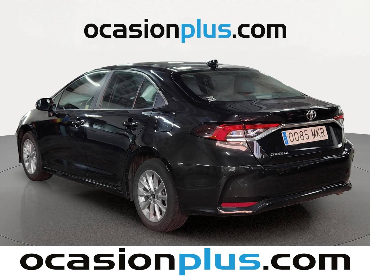 Foto trasera Toyota Corolla Toyota Corolla 1.5 125 Active Plus Sedan  (125 Cv) izquierda