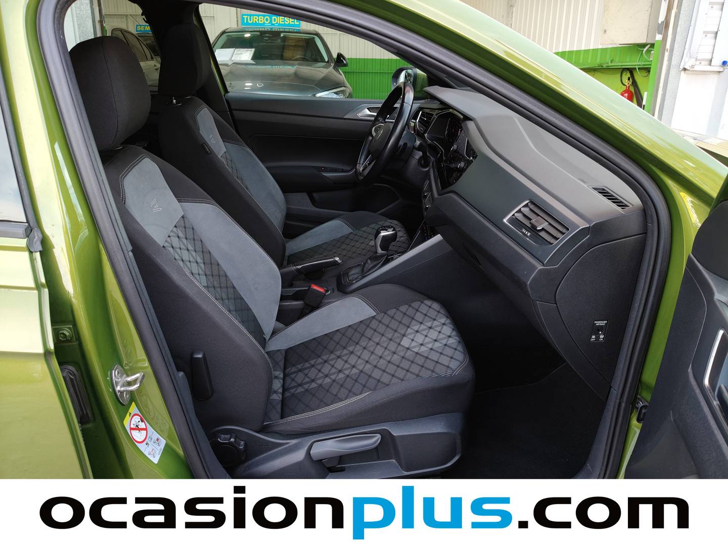 Volkswagen Taigo Volkswagen Taigo R-Line 1.0 TSI (110 CV) DSG km 0