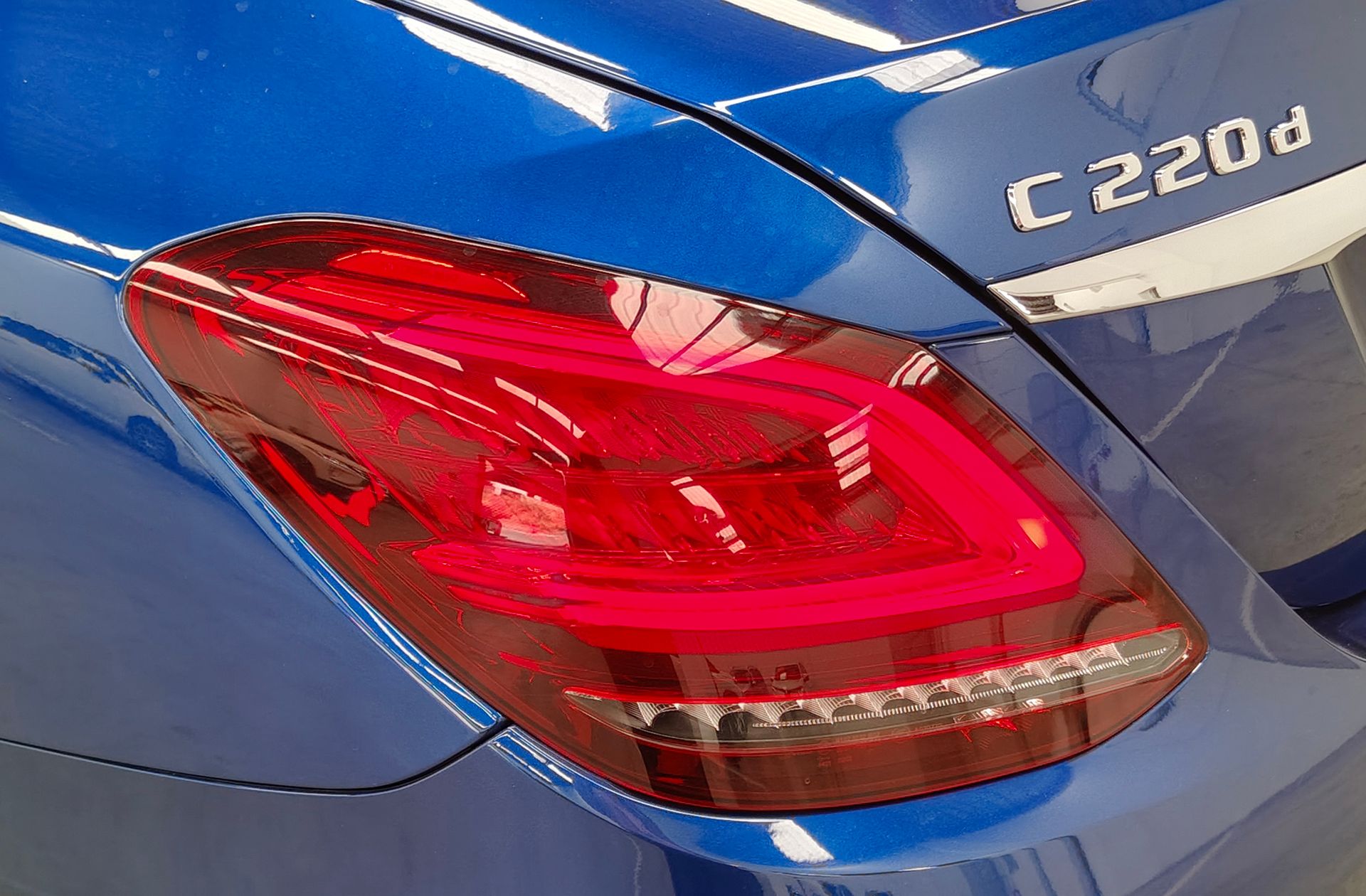 Mercedes-Benz Clase C 220 d Pack AMG - foto 20