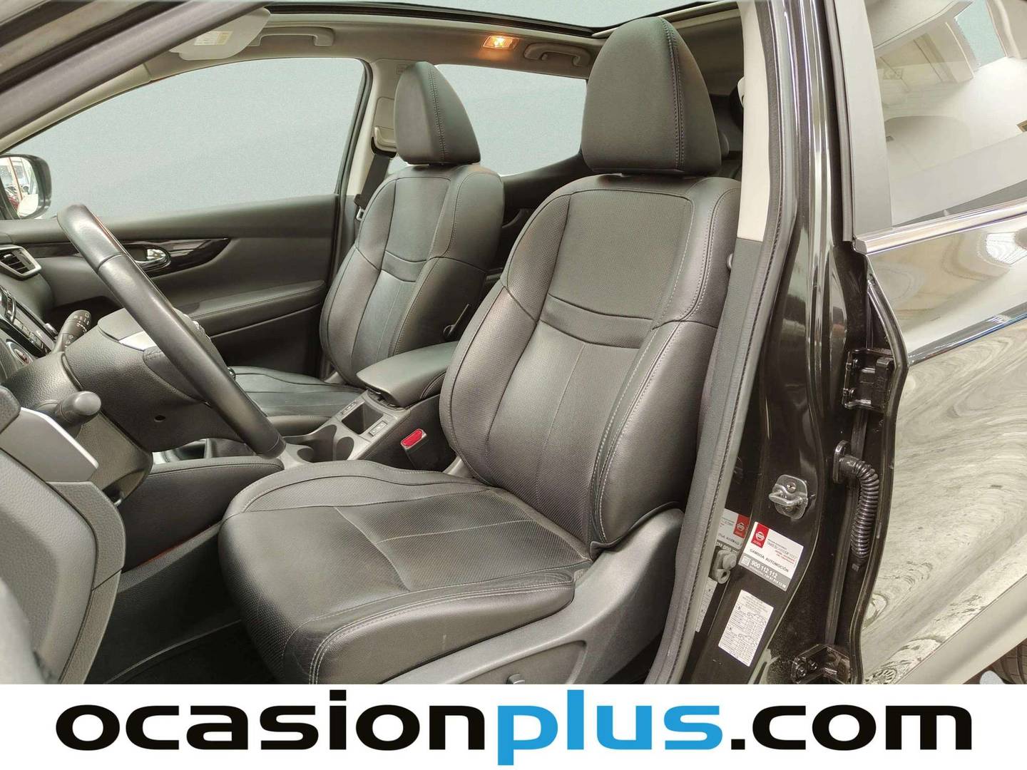 Foto asientos delanteros Nissan QASHQAI Nissan Qashqai dCi 110 Tekna 4x2 (110 CV)