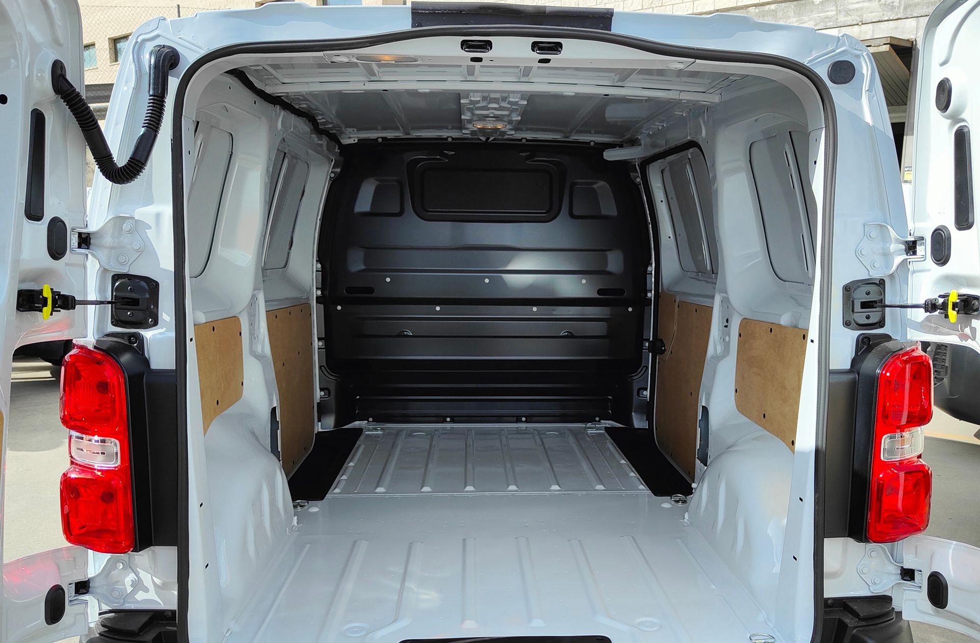 Fiat Scudo Furgón M 1.5 Diésel - foto 9