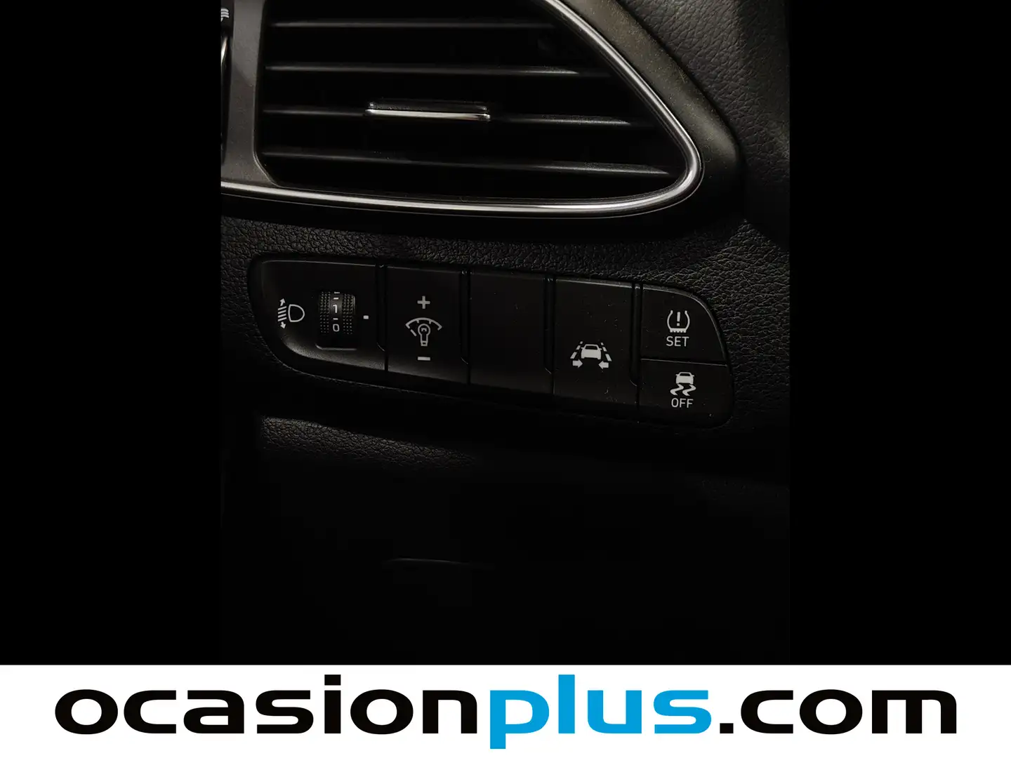 Foto Hyundai i30 Hyundai i30 1.0 TGDI Go! (120 CV)