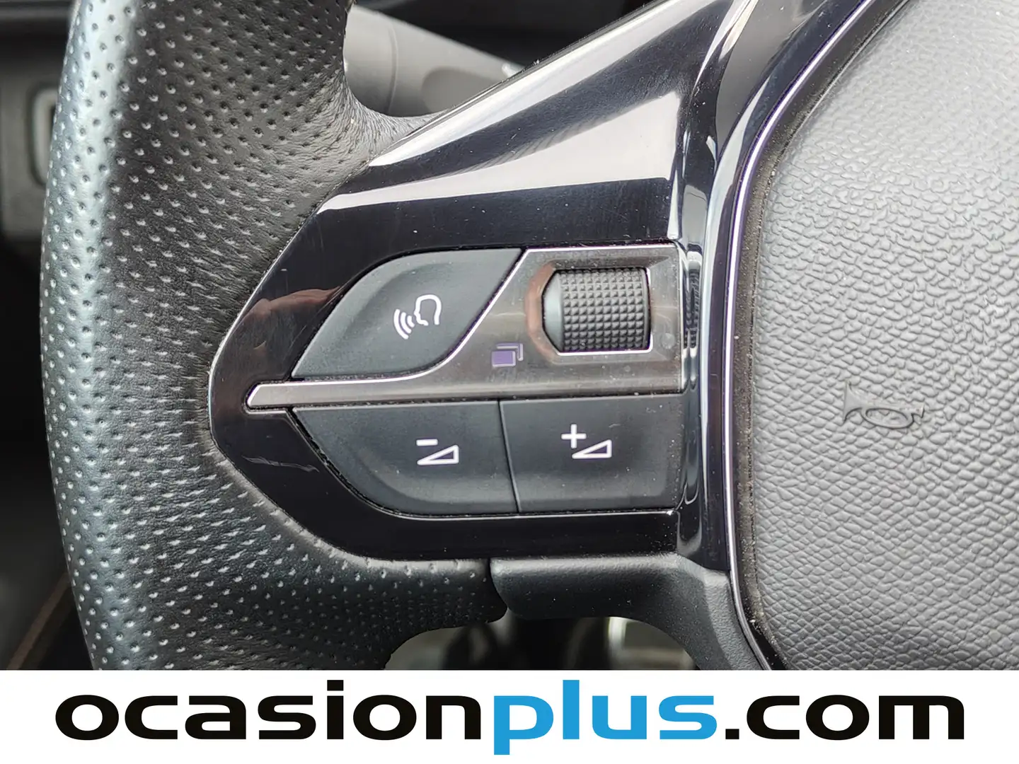 Foto Peugeot 3008 Peugeot 3008 PureTech 130 S&S GT Line (130 CV)