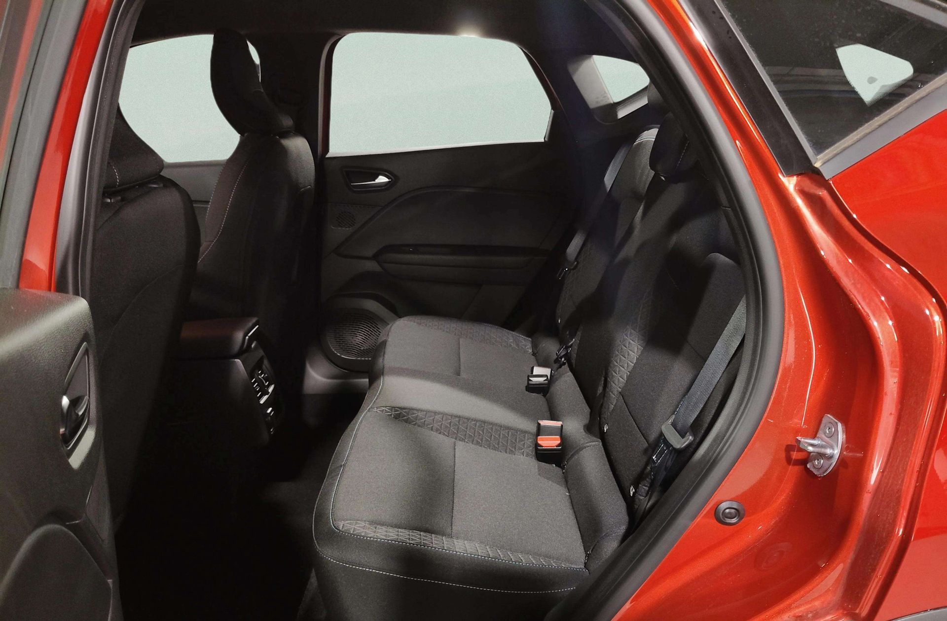 Renault Captur Evolution E-Tech full hybrid - foto 12