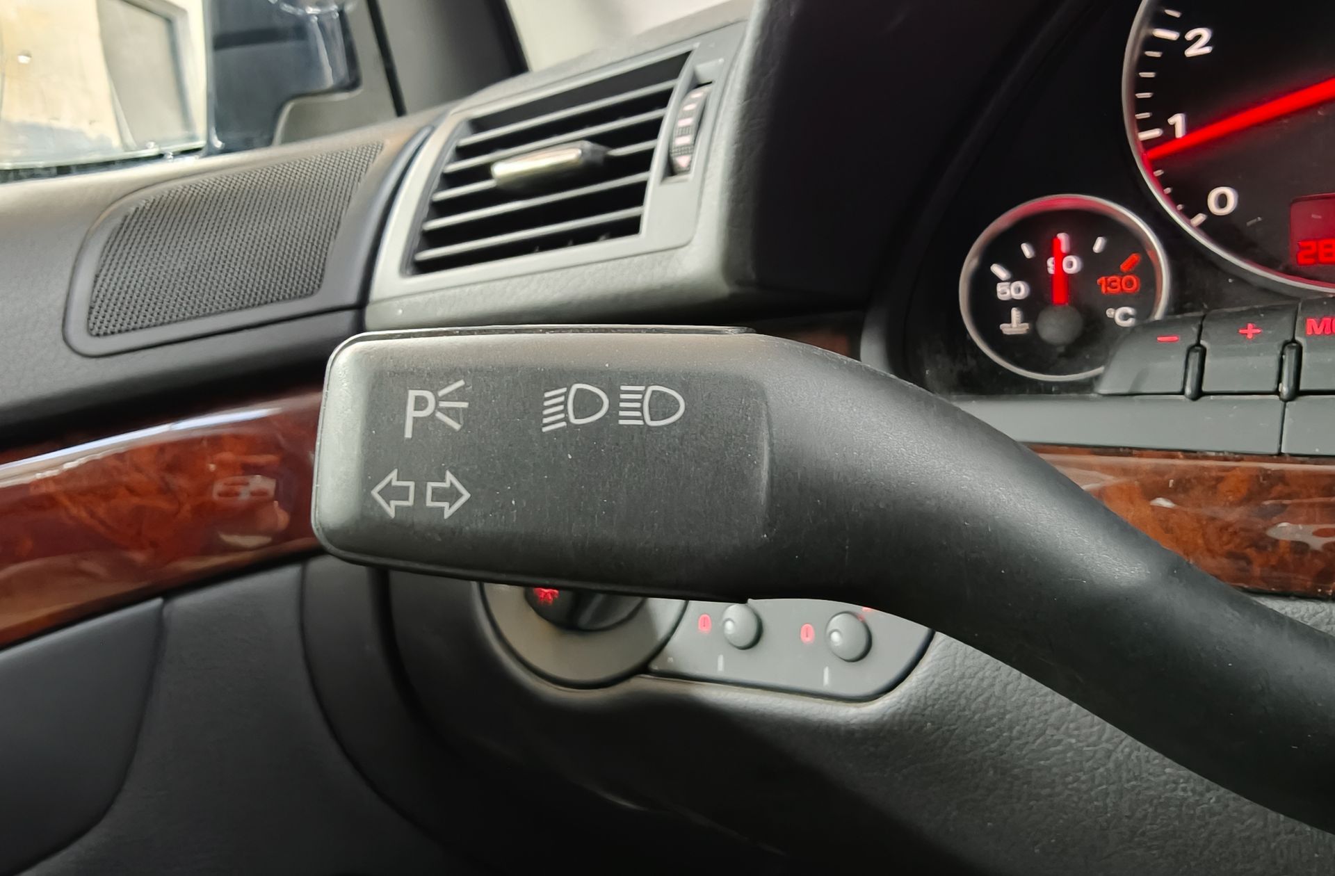 Audi A4 Avant 3.2 FSI quattro Tiptronic - foto 27