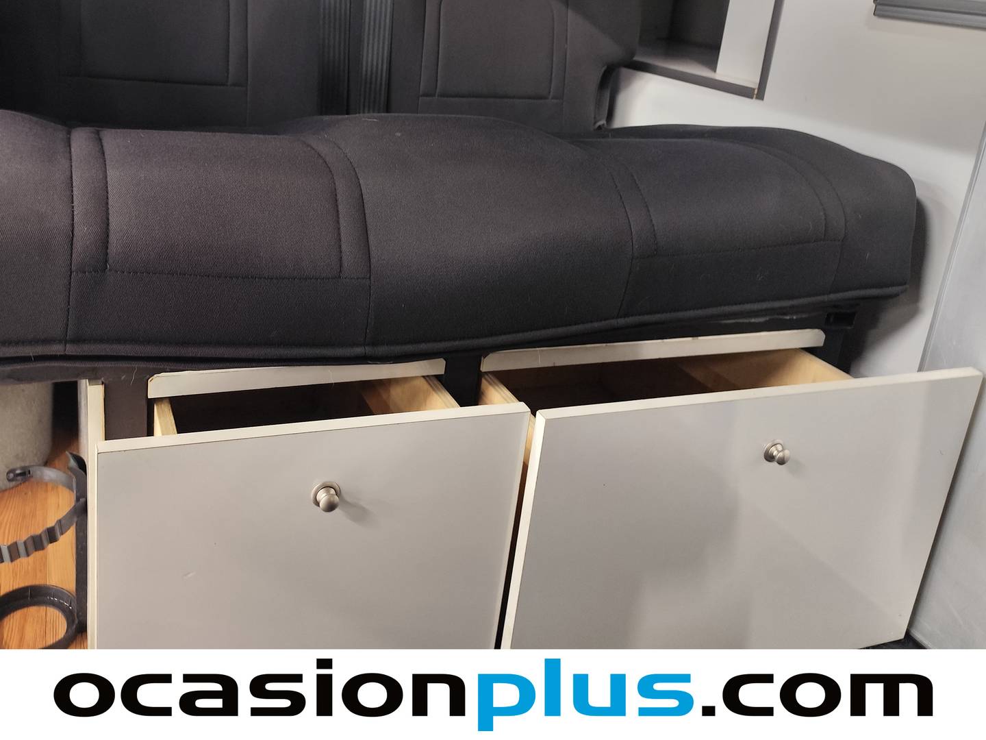 Paquetes del Opel Vivaro Opel Vivaro Combi 2.5 CDTI Corto 2.9t (135 CV) Camperizada 4 Plazas
