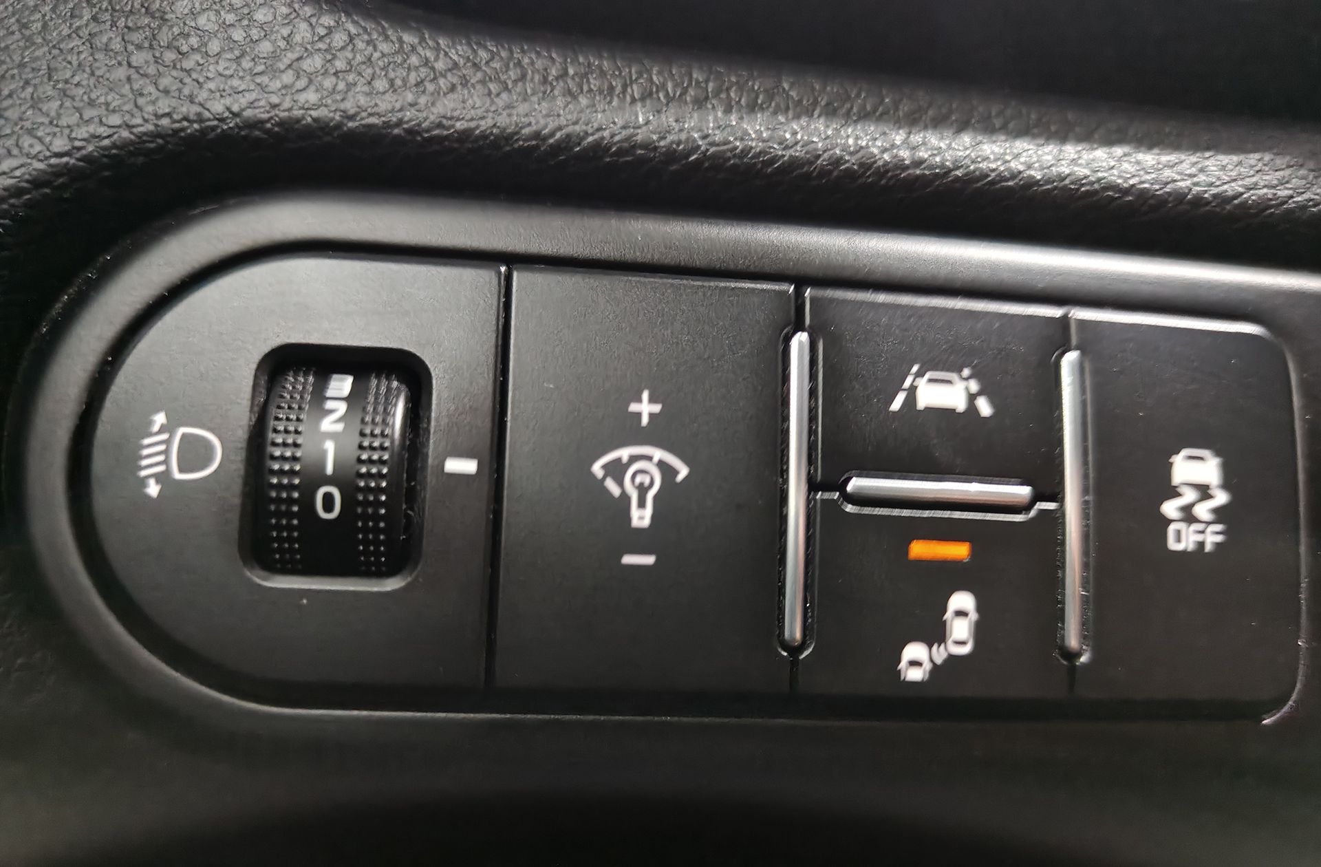 Kia XCeed 1.4 T-GDi Emotion - foto 24
