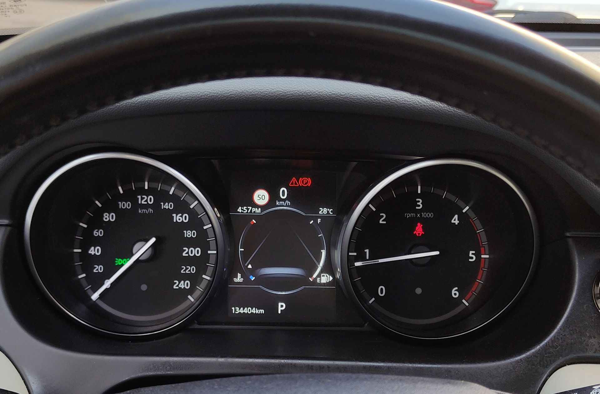 Land Rover Discovery Sport 2.0L SD4 SE 4WD 7 plazas - foto 26