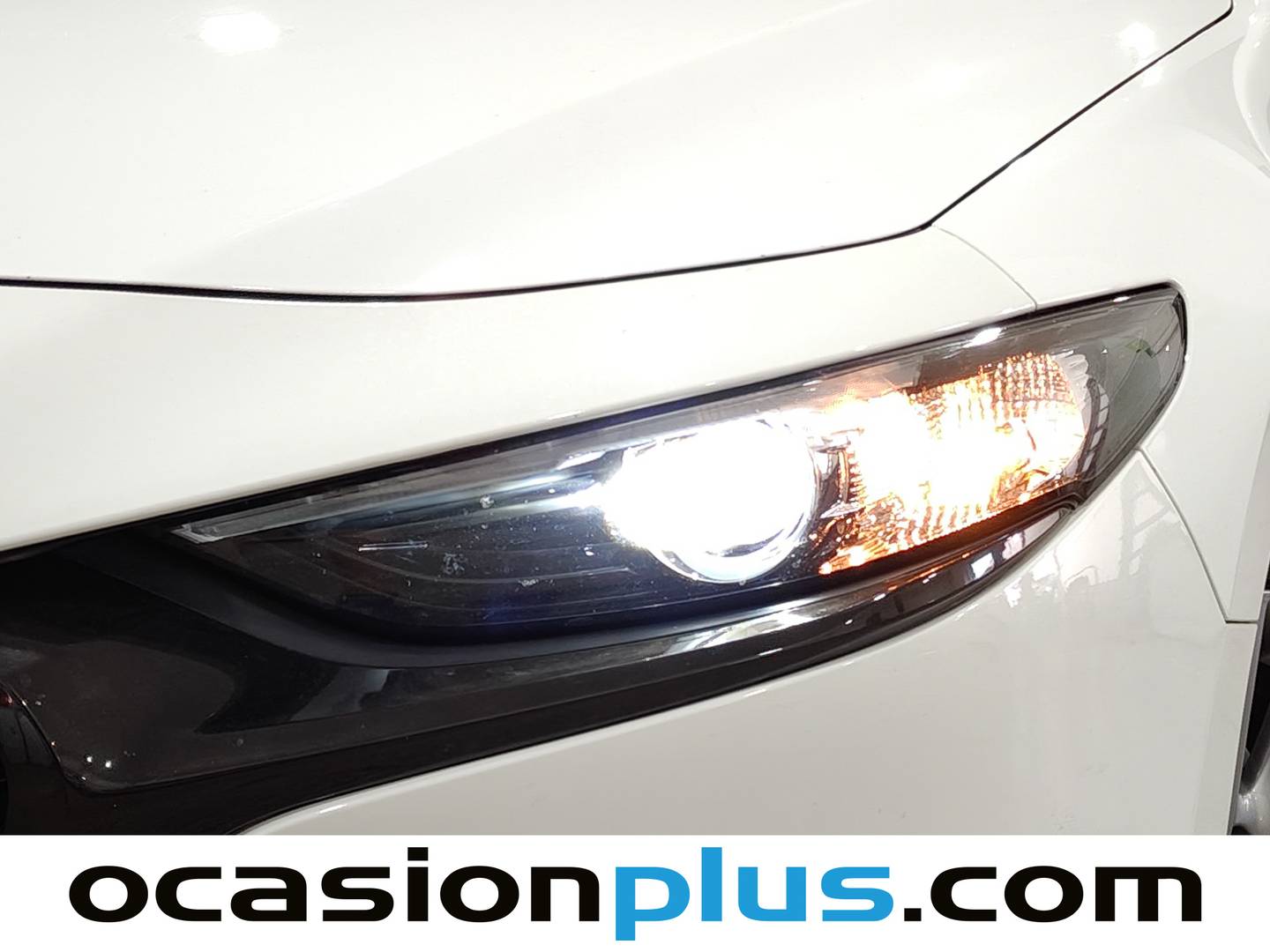 Extras del Mazda Mazda3 Mazda Mazda 3 1.8 SKYACTIV-D Evolution (116 CV)