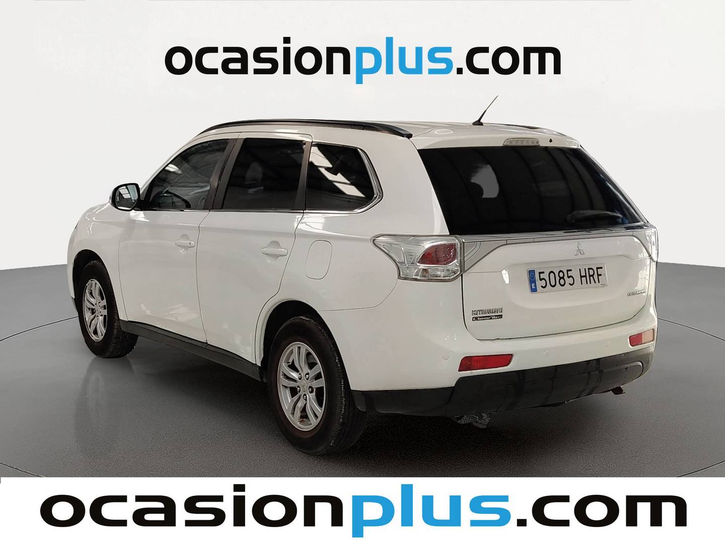 Foto trasera Mitsubishi Outlander Mitsubishi Outlander 220 DI-D Challenge 2WD (150 CV) izquierda