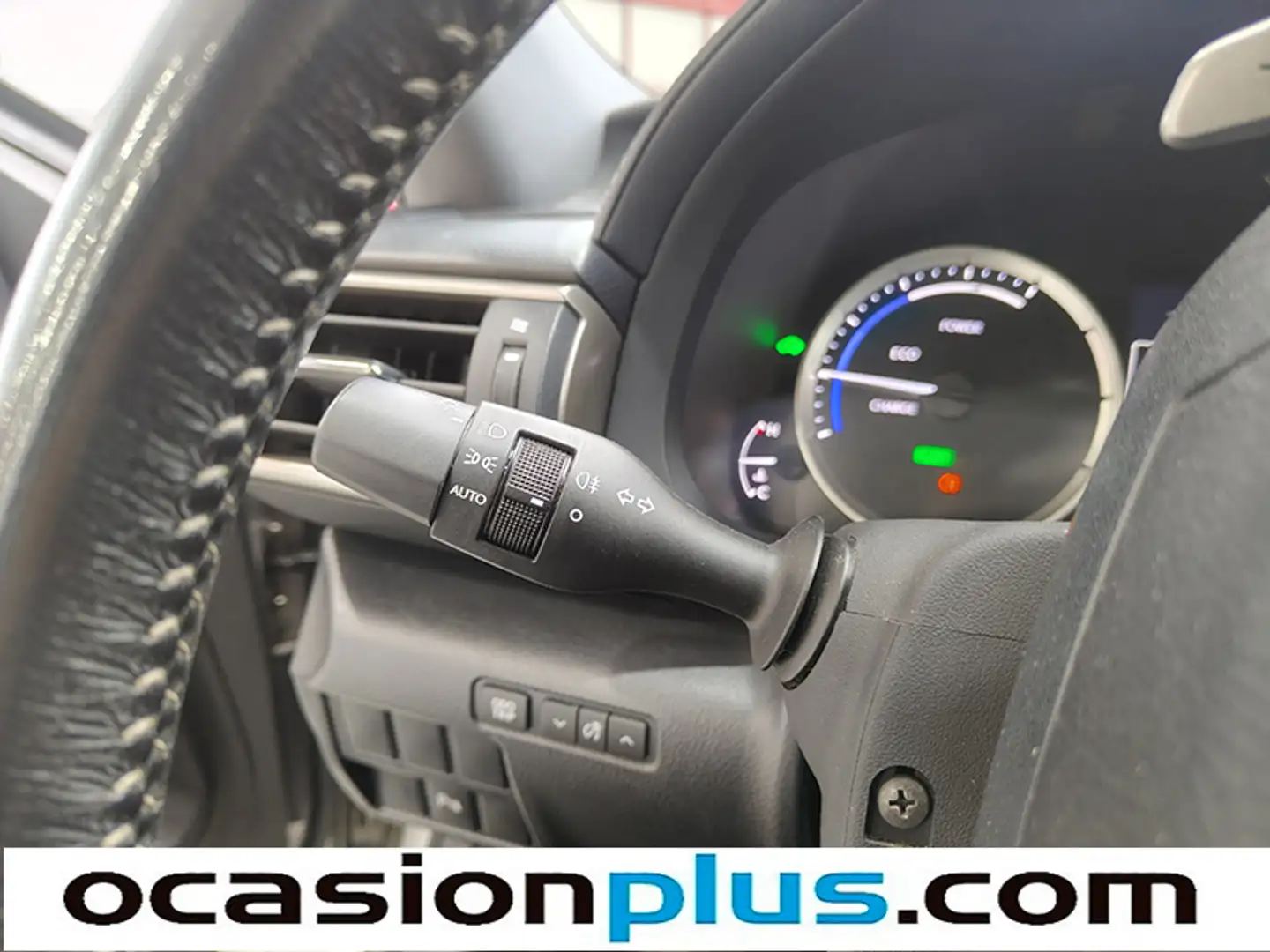 Foto Lexus RC Lexus RC 300h Executive (223 CV)