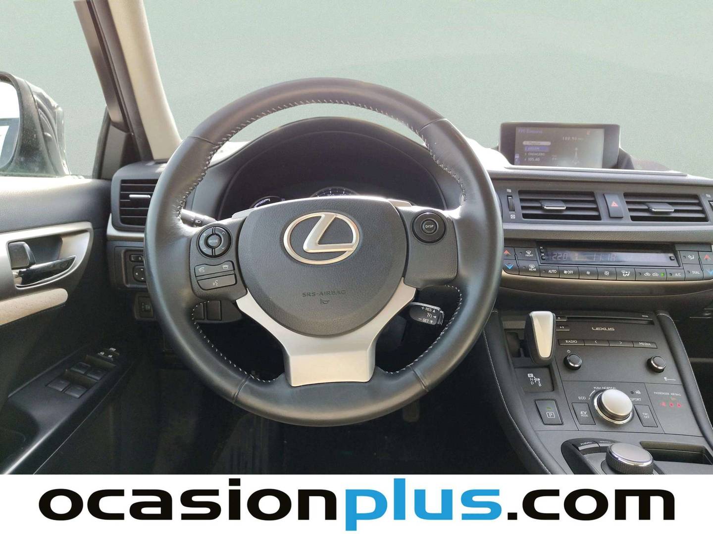 Lexus CT Lexus CT 200h Executive + Navibox (136 CV) automático