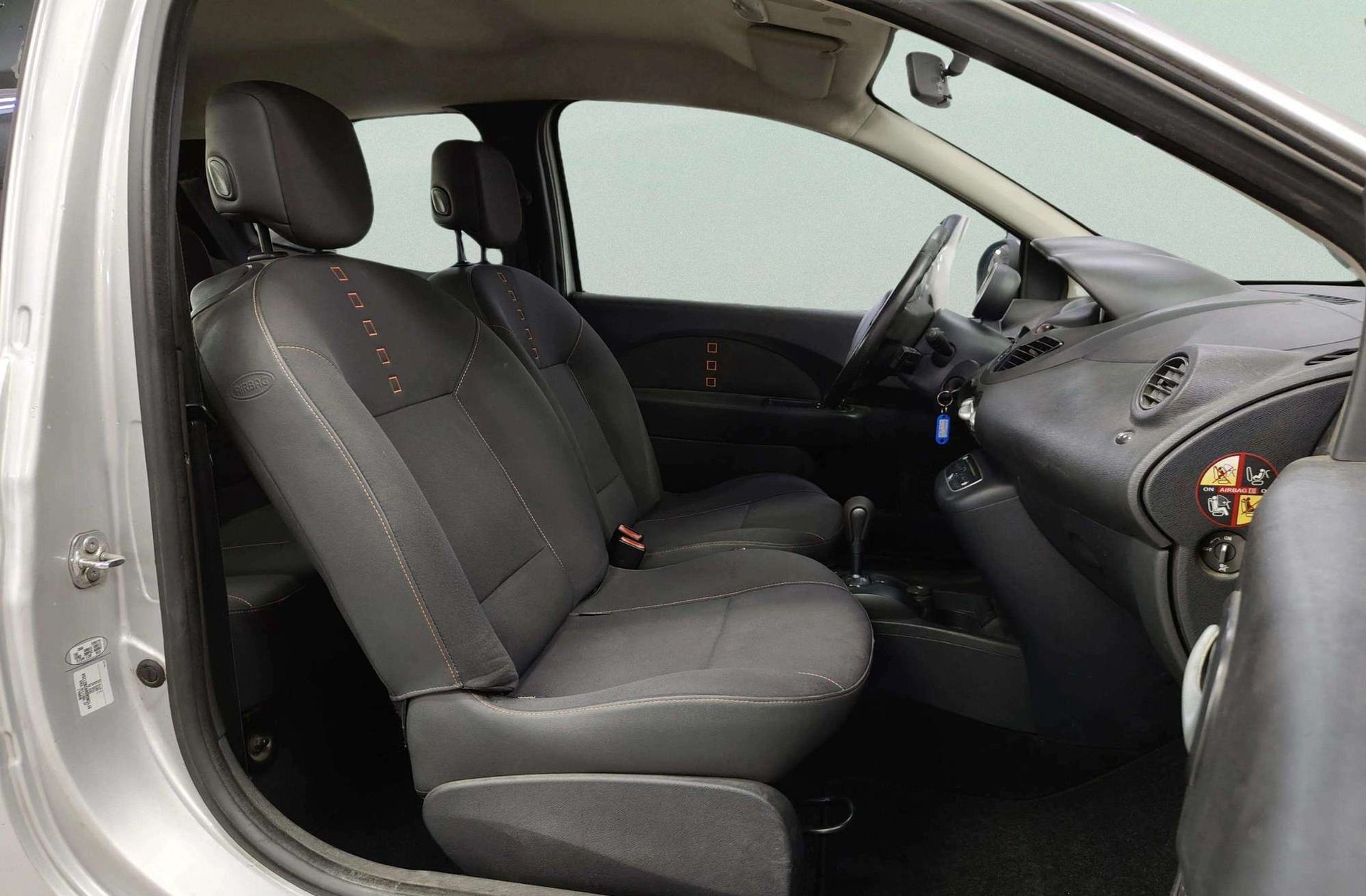 Renault Twingo 1.2 16v Dynamique Robotizado - foto 14