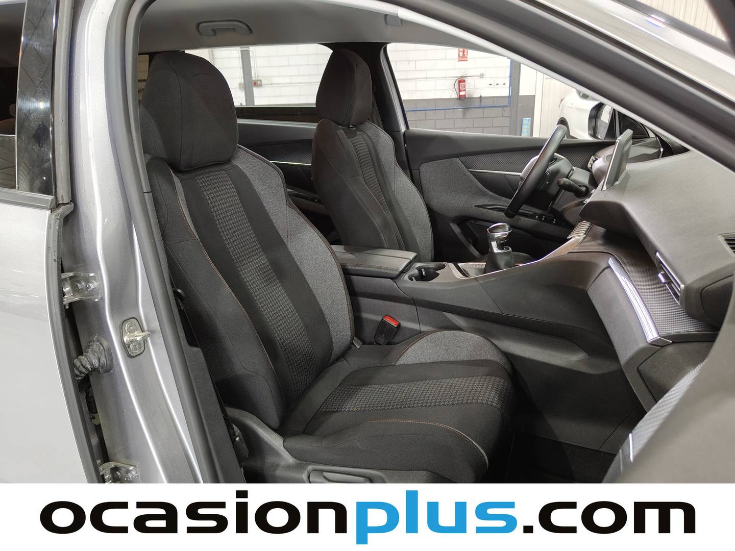 Peugeot 5008 Peugeot 5008 PureTech 130 S&S Active Pack (130 CV) 7 Plazas 2021