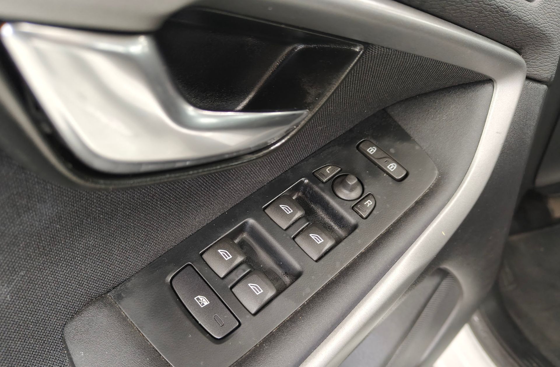 Volvo V40 D2 Kinetic - foto 30