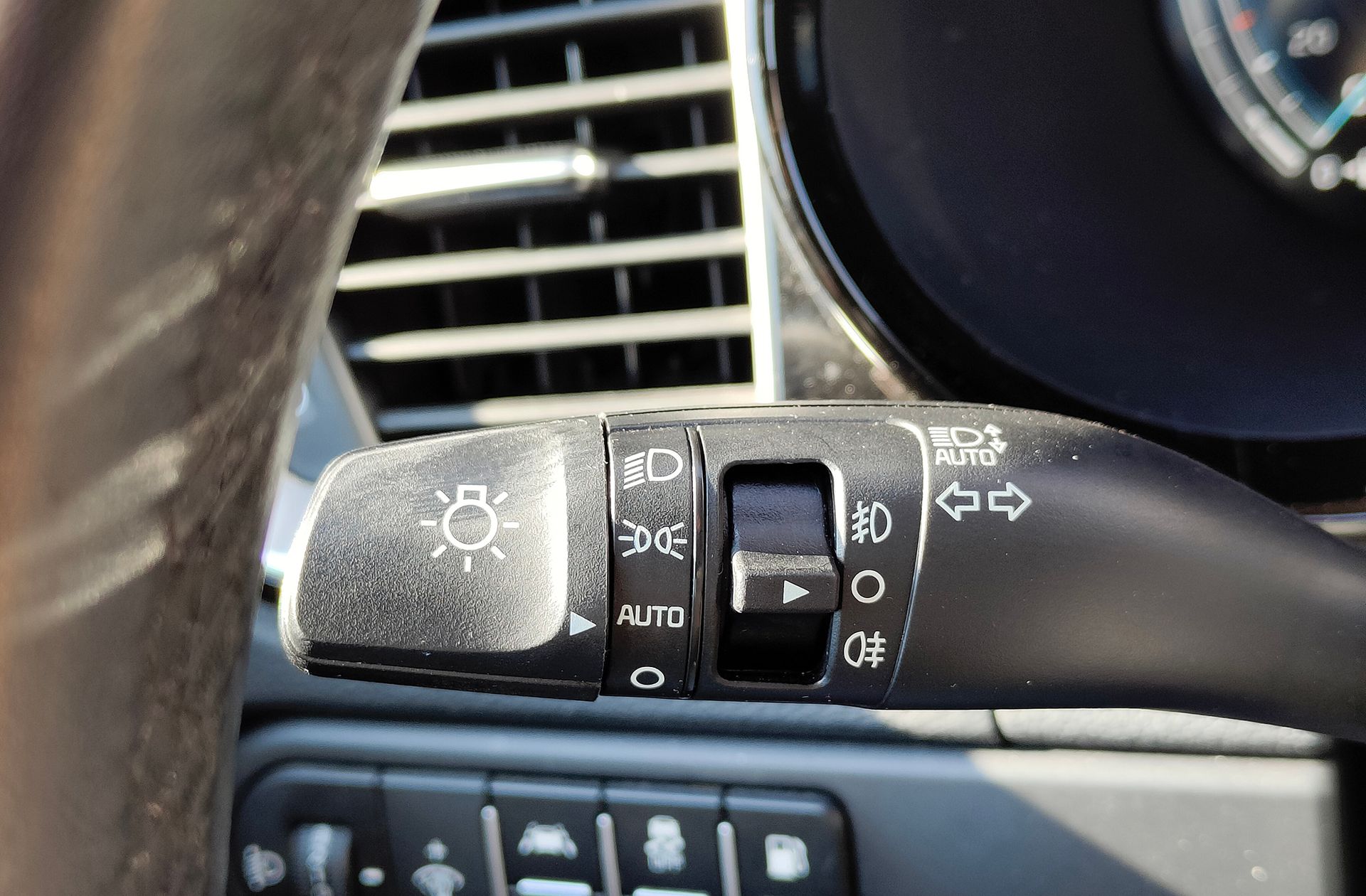 Kia XCeed 1.6 GDi PHEV E-Tech - foto 26