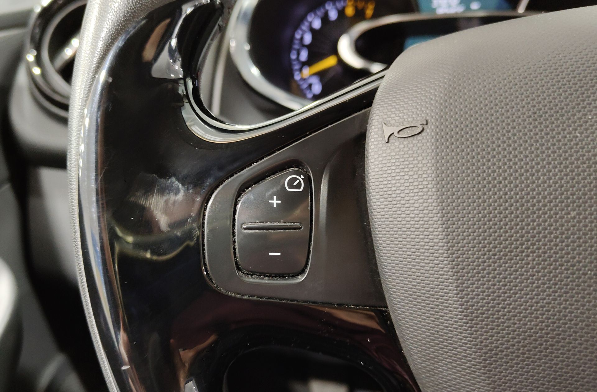 Renault Clio Expression Energy TCe - foto 26