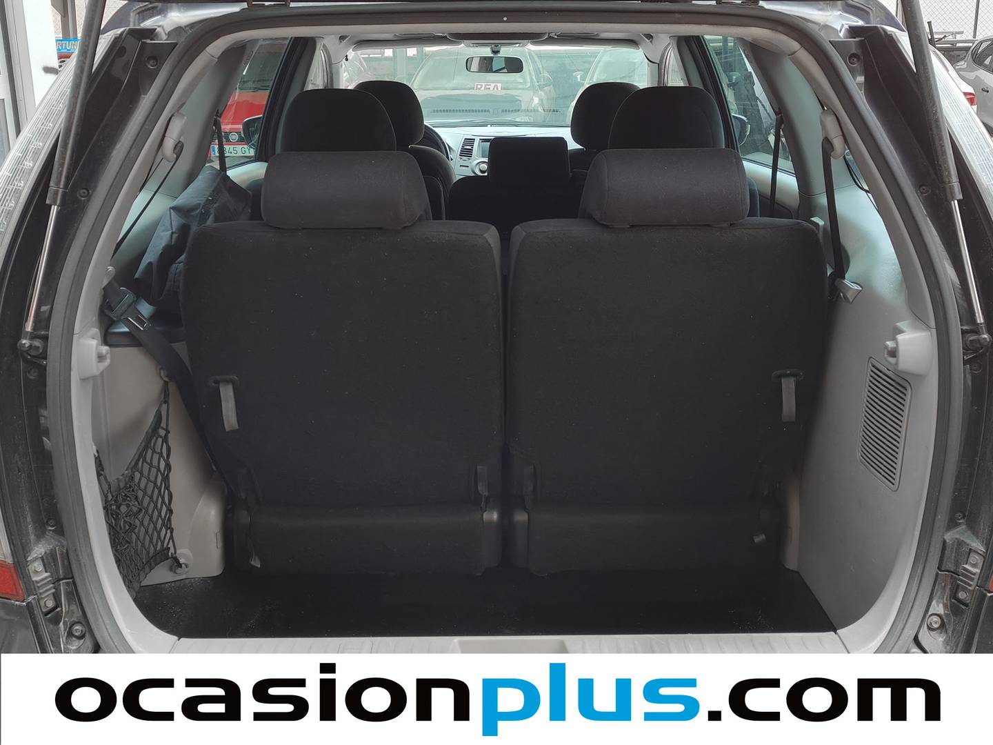 Foto Mitsubishi Grandis Mitsubishi Grandis 2.0 DI-D Intense Plus (136 CV) 7 Plazas