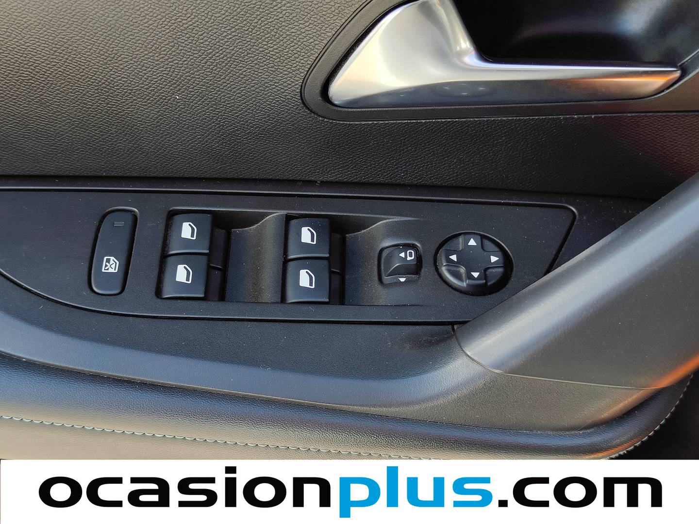 Peugeot 2008 Peugeot 2008 PureTech 130 S&S Allure EAT8 (130 CV) gasolina