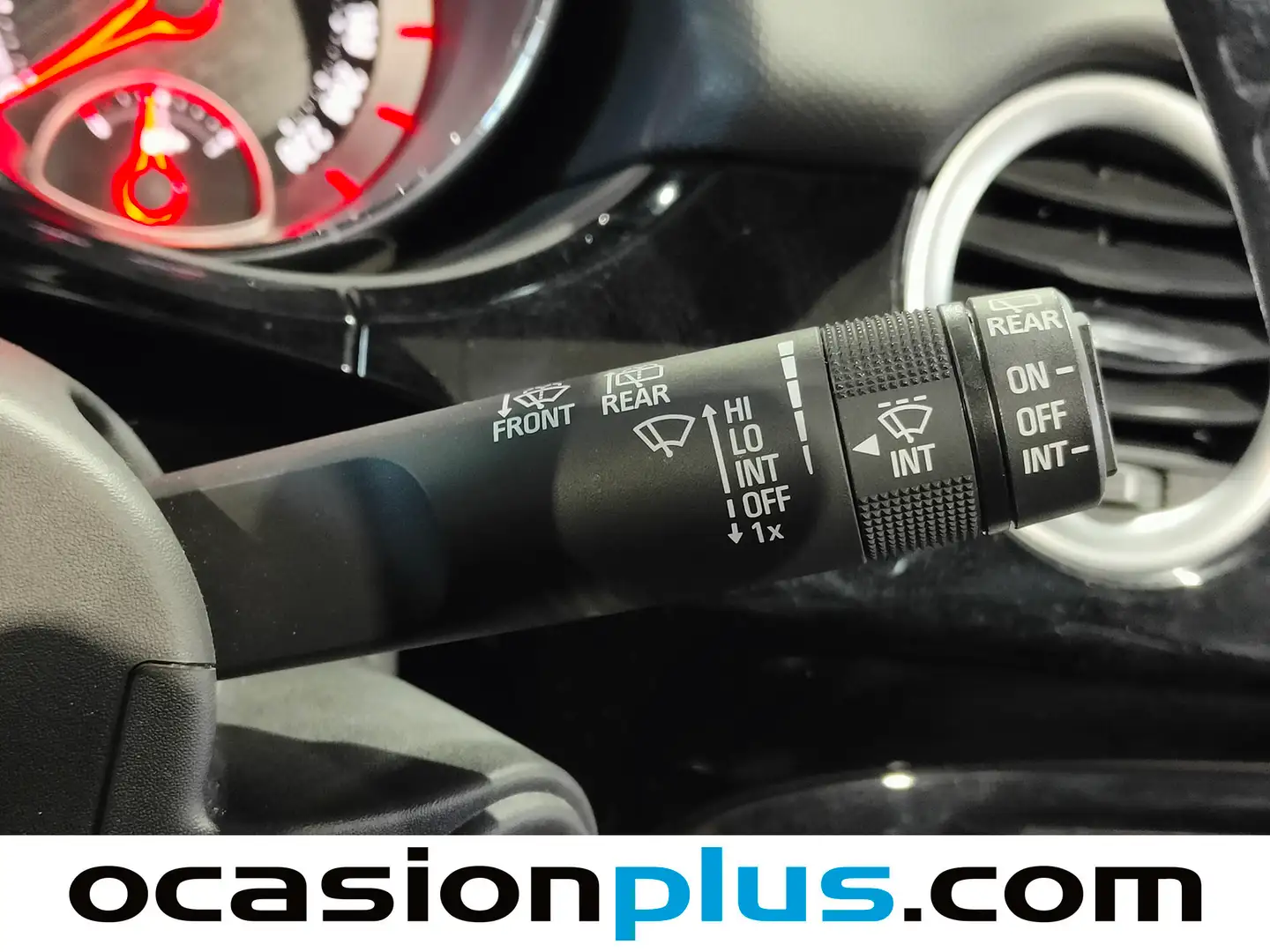 Foto Opel Adam Opel Adam 1.4 XEL Rocks (87 CV)