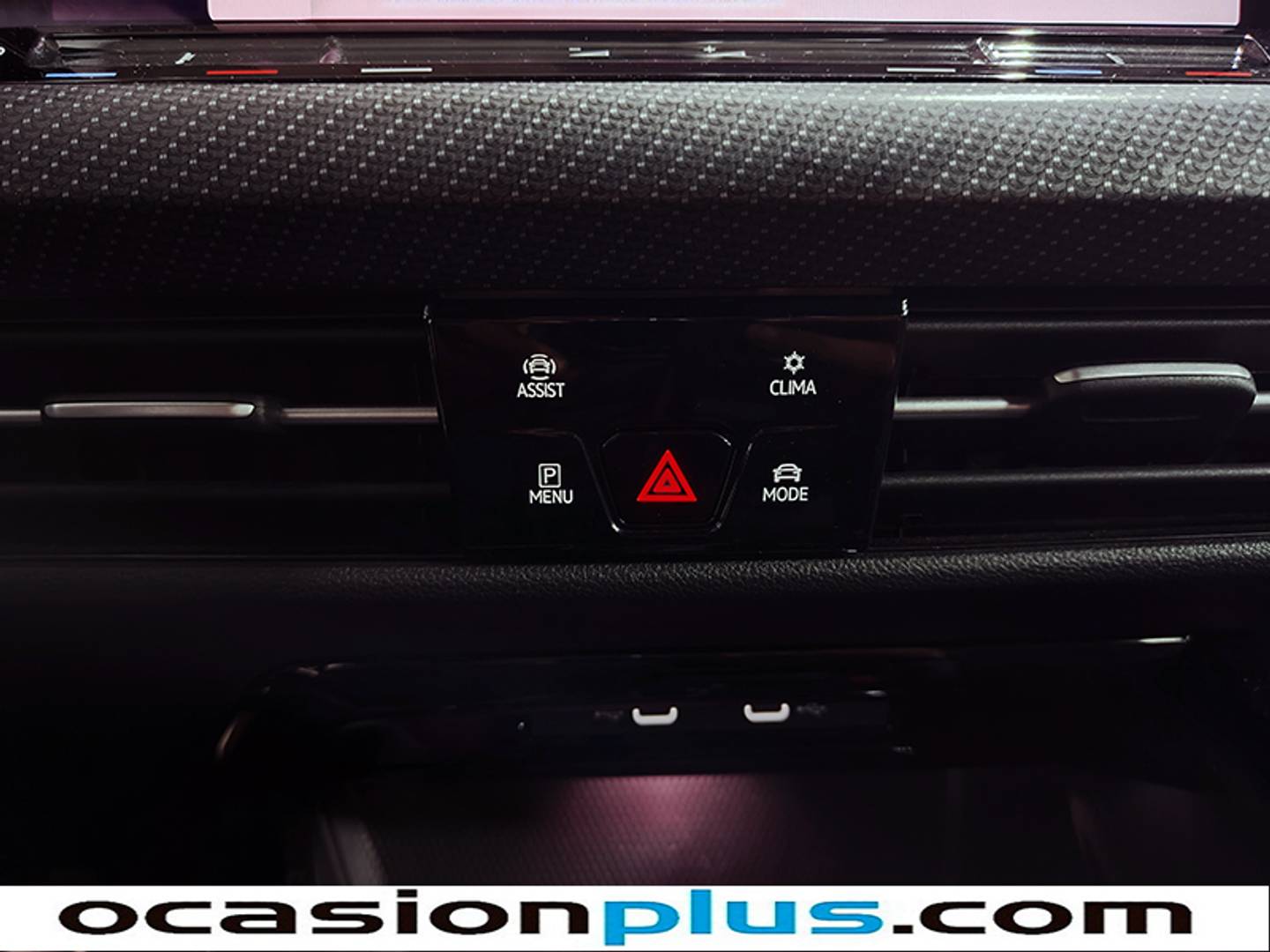 Foto Volkswagen Golf Volkswagen Golf R-Line 1.5 eTSI (150 CV) DSG