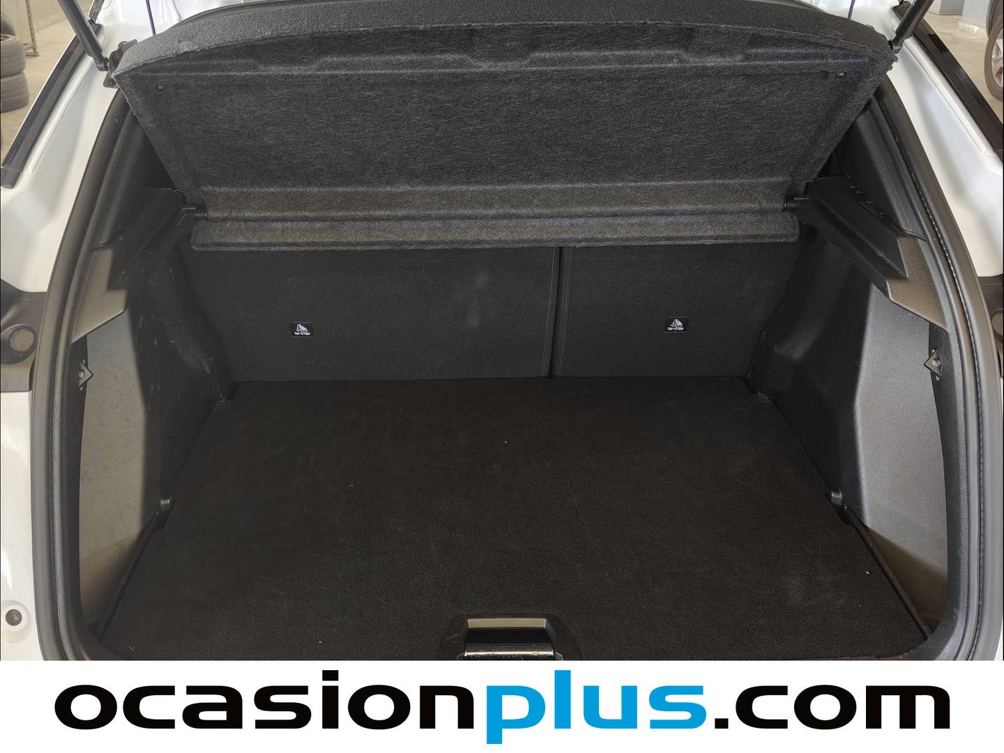 Peugeot 2008 Peugeot 2008 PureTech 130 S&S GT EAT8  (130 CV) automático