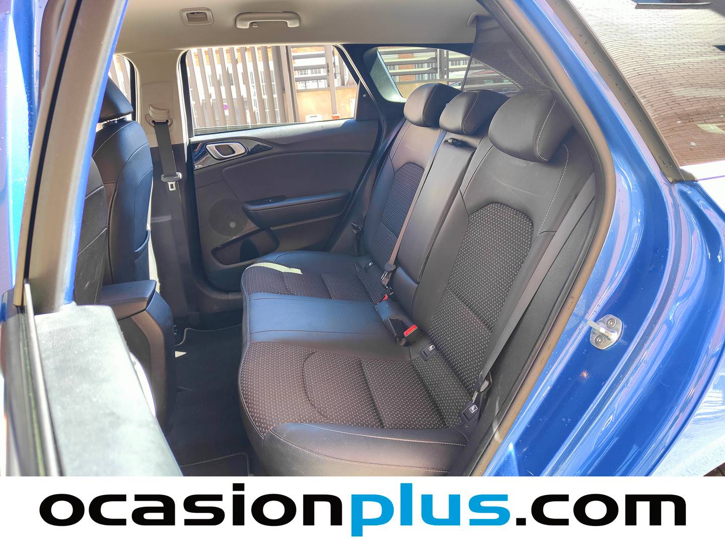 Foto asientos traseros KIA Ceed Tourer Kia Ceed Tourer 1.6 MHEV Tech DCT (136 CV)