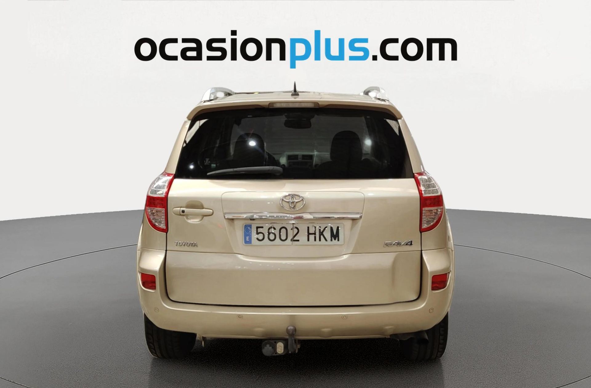 Toyota RAV4 2.2 D-4D Executive 4x4 - foto 16