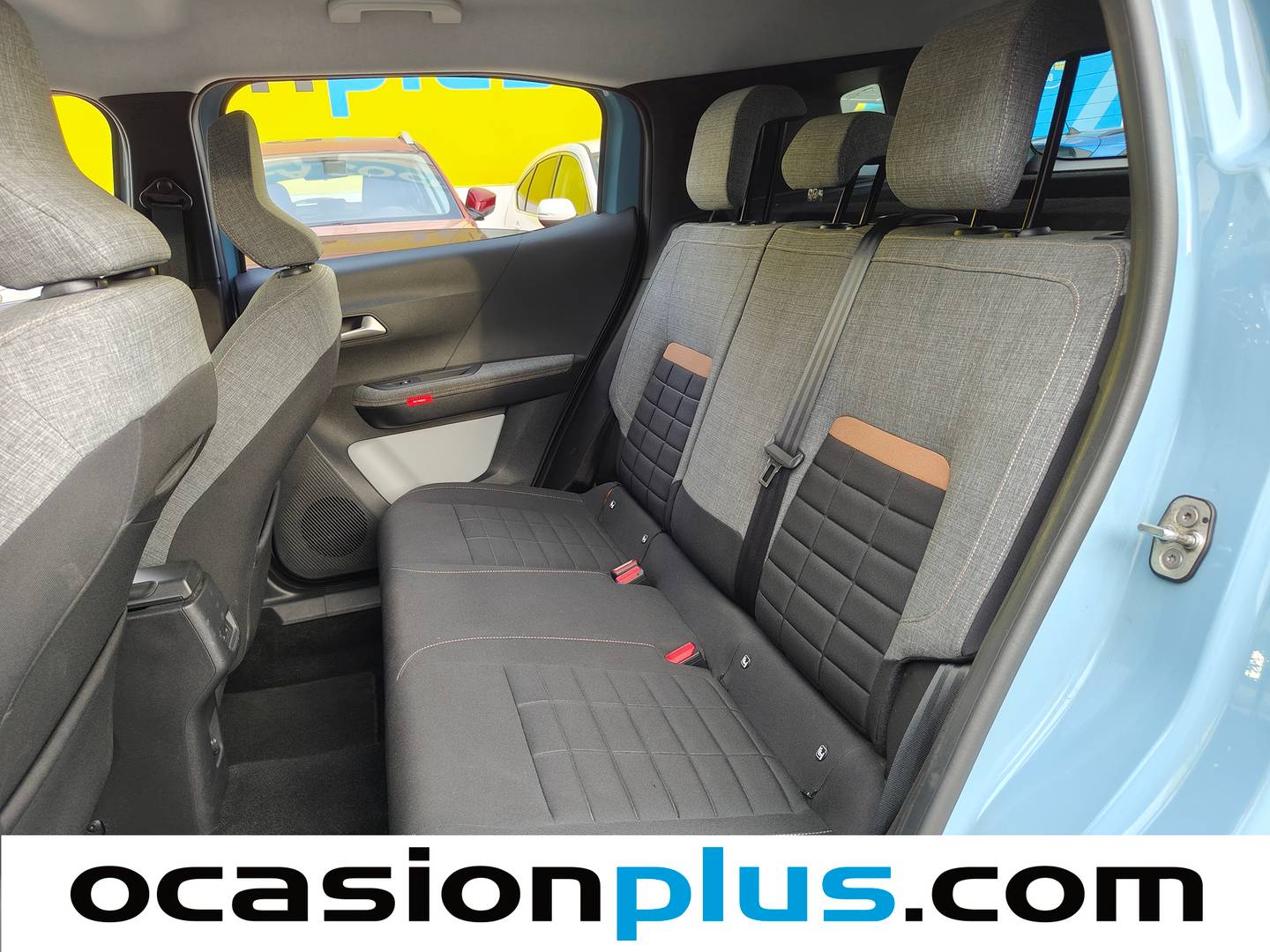 Foto asientos traseros Citroën C3 Aircross Citroën C3 Aircross Hybrid 145 Plus e-DCS6 (145 CV)
