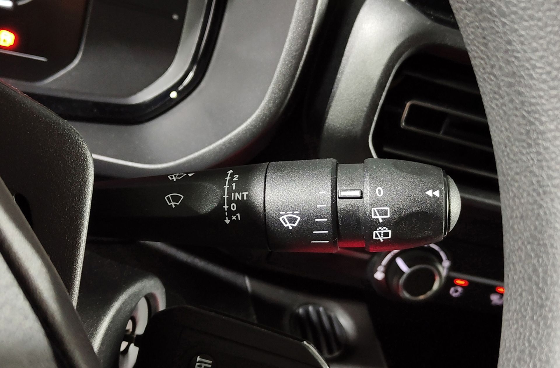 Fiat Doblò Furgón BlueHDi 100 M - foto 25