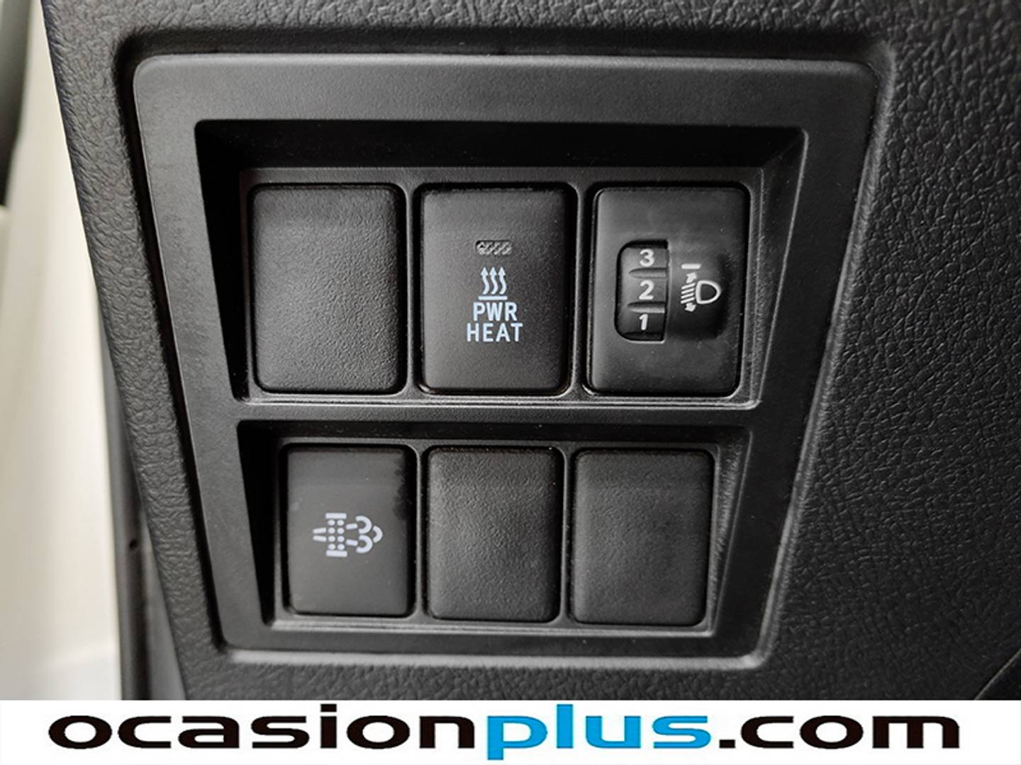 Accesorios del Toyota Hilux Toyota Hilux 2.4 D-4D Doble Cabina GX (150 CV)
