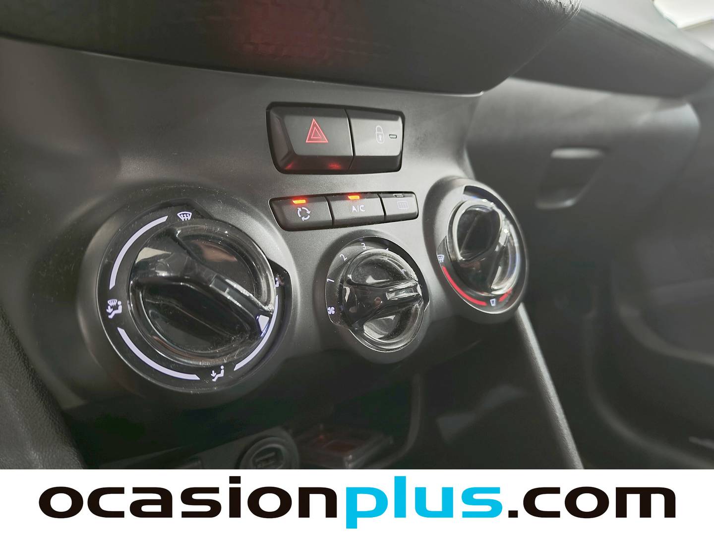 Extras y acabados del Peugeot 2008 Peugeot 2008 VTI 82 Active (82 CV)