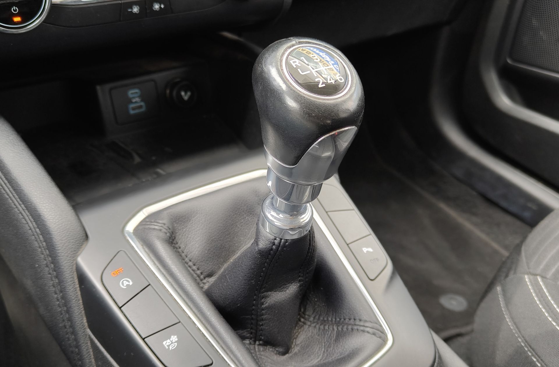 Ford Kuga 1.5 EcoBoost Titanium 4x2 - foto 5