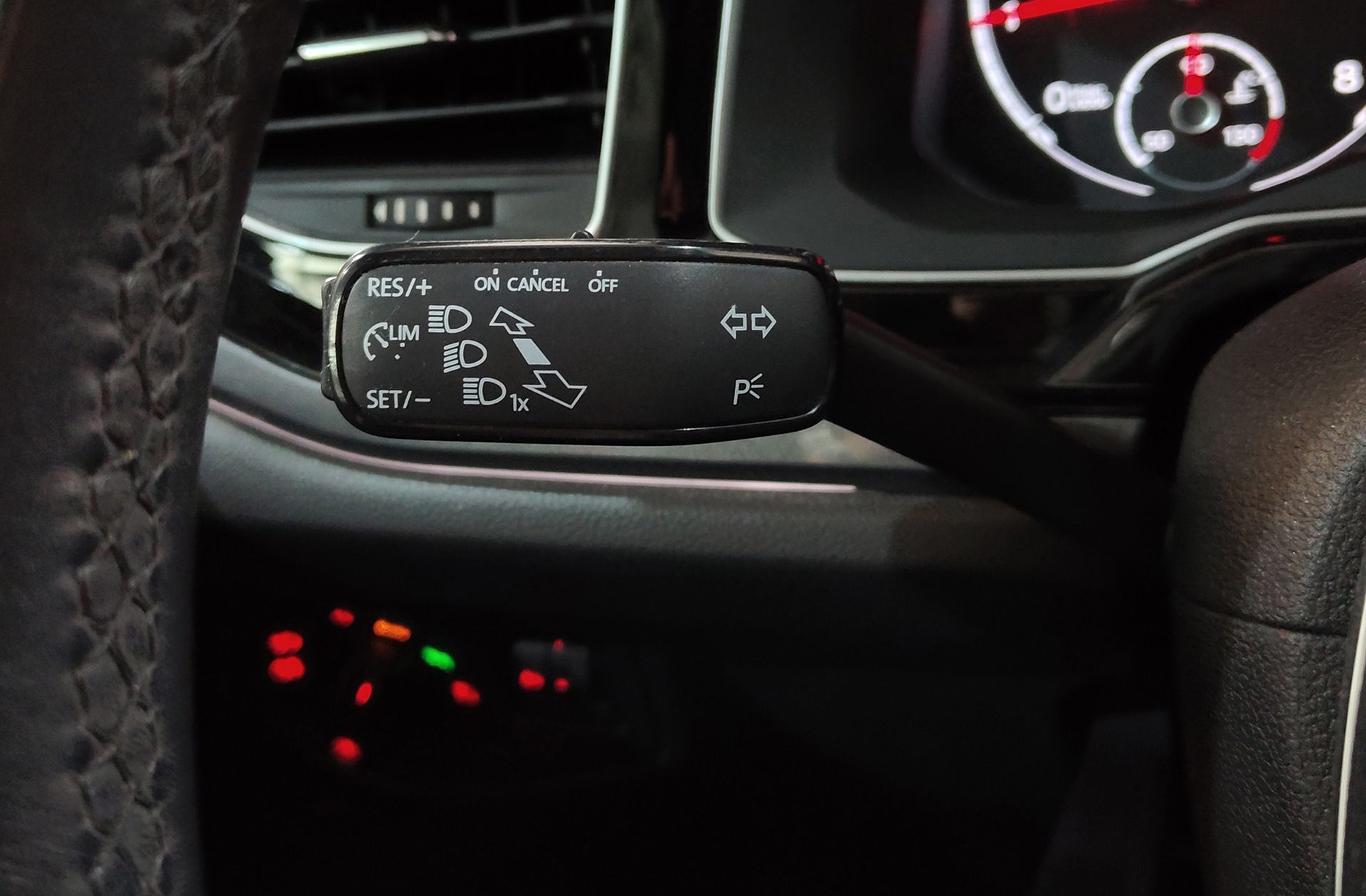 Volkswagen Polo Sport 1.0 TSI - foto 24