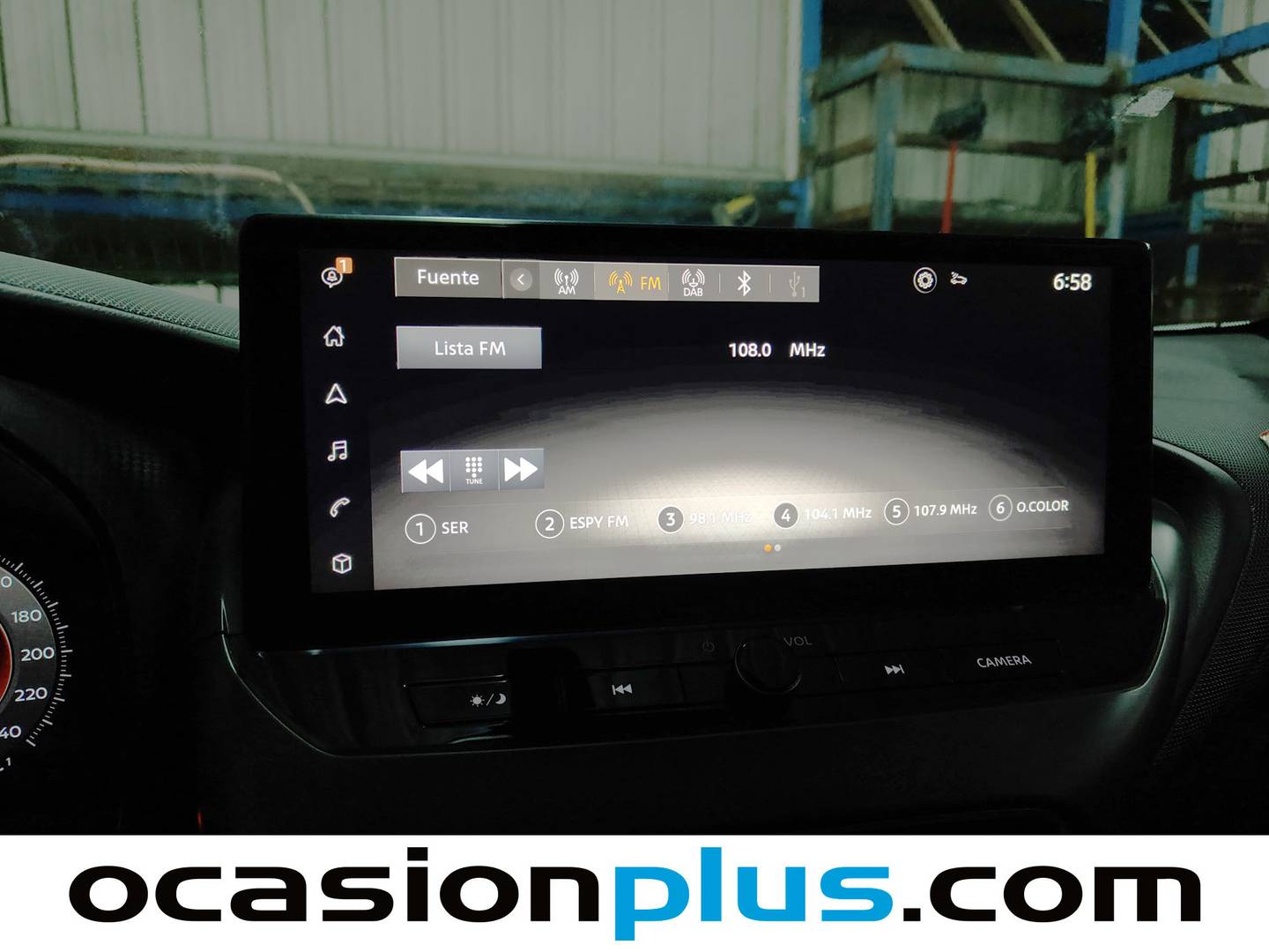 Foto Nissan JUKE Nissan Juke DIG-T N-Connecta 4x2 DCT (114 CV)