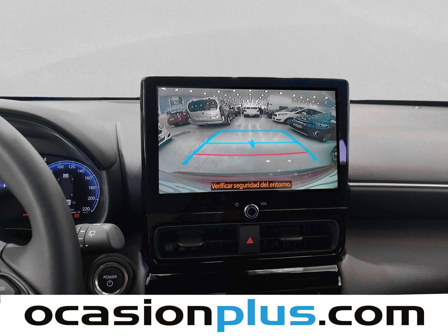 Extras y acabados del Toyota Yaris Cross Toyota Yaris Cross 130H Style (130 CV)