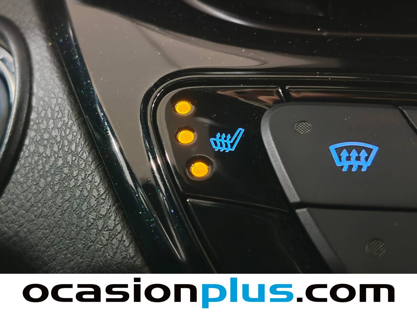 Extras y acabados del Toyota C-HR Toyota C-HR 1.8 125H Dynamic Plus (122 CV)
