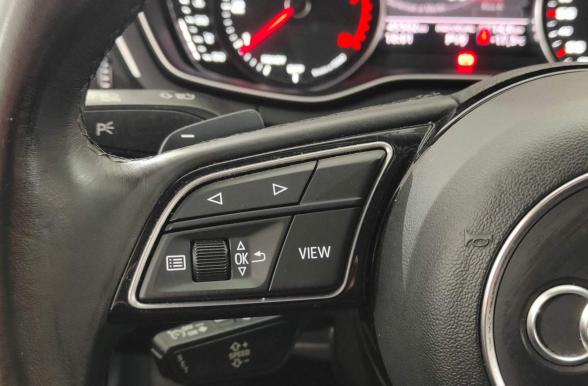 Audi A4 Avant Advanced 35 TFSI S tronic - foto 32
