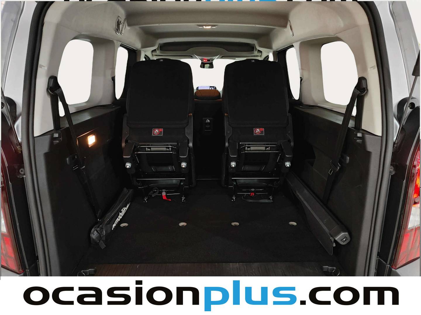 Foto Peugeot Rifter Peugeot Rifter BlueHDi 130 GT Long EAT8 (130 CV) 7 Plazas