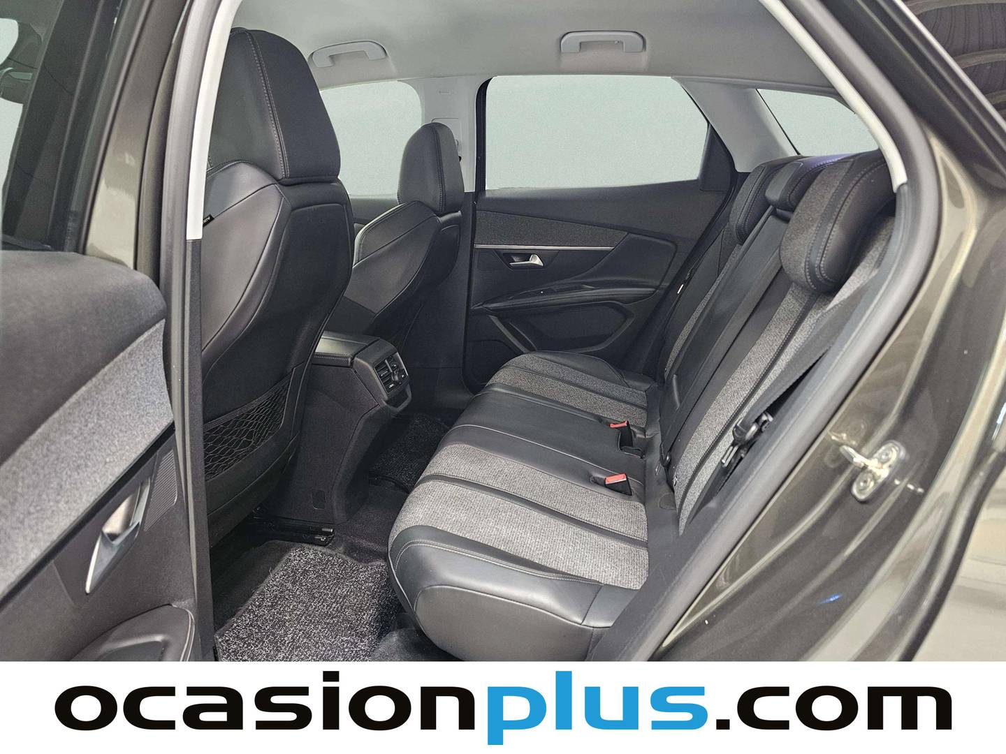 Foto asientos traseros Peugeot 3008 Peugeot 3008 PureTech 130 S&S Allure (130 CV)