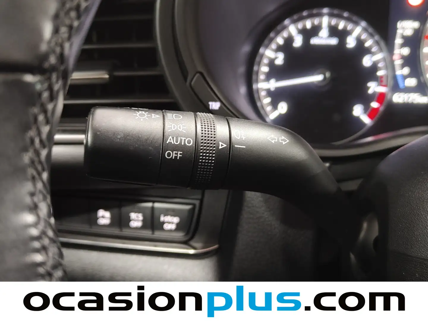 Foto Mazda CX-30 Mazda CX-30 2.0 Skyactiv-G Zenith 2WD AT (122 CV)